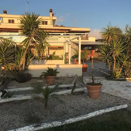 Alojamento de Acomodação e Pequeno-almoço W&b Pomezia Santa Procula Maggiore