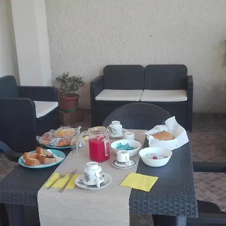 W&b Pomezia Alojamento de Acomodação e Pequeno-almoço